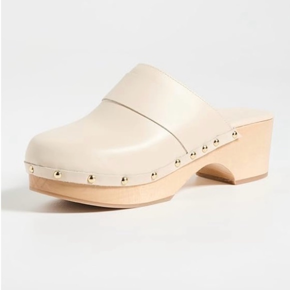 AEYDE NWT Sz 39 Bibi Clogs Cream Clogs with Gold Studs - Picture 1 of 13